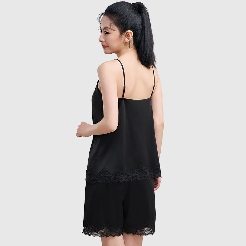 TIRASS サテンパジャマ 上下セット レディース キャミソール ショートパンツ カップ付き ウエストゴム 夏用 ルームウェア L XL 2XL